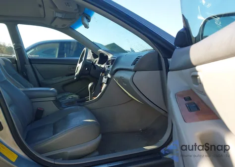 2000 Lexus Es 300 from USA, damaged, VIN JT8BF28G2Y0278820